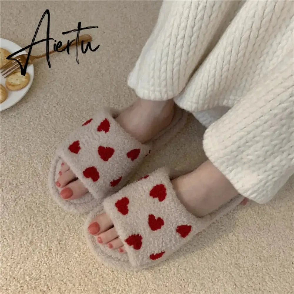 Aiertu Fuzzy House Slippers For Women Girls Fur Slides Winter Warm Women's Indoor Slippers Cute Heart Print Soft Bedroom Home Shoes