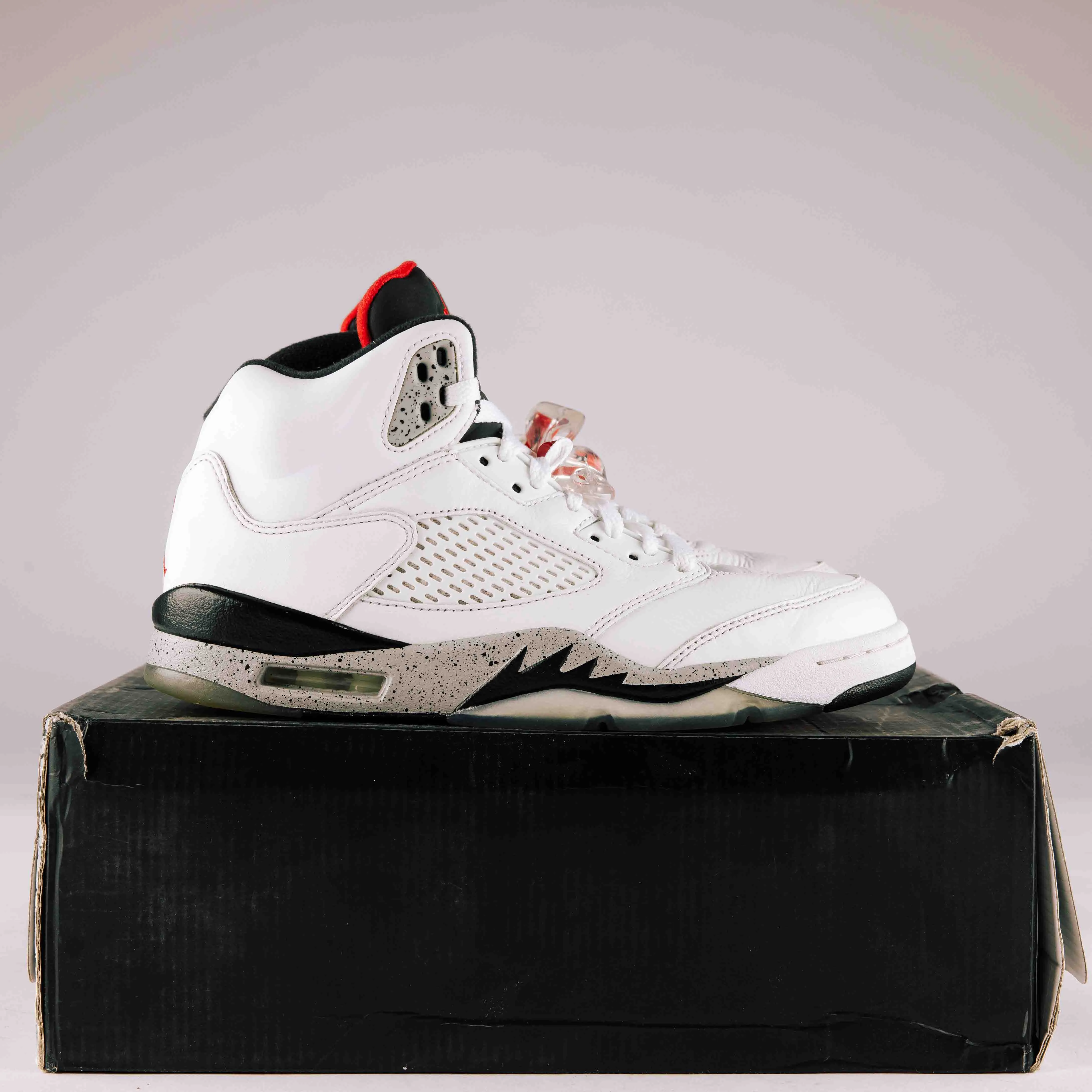 Air Jordan Retro 5 White Cement - Used - 0214