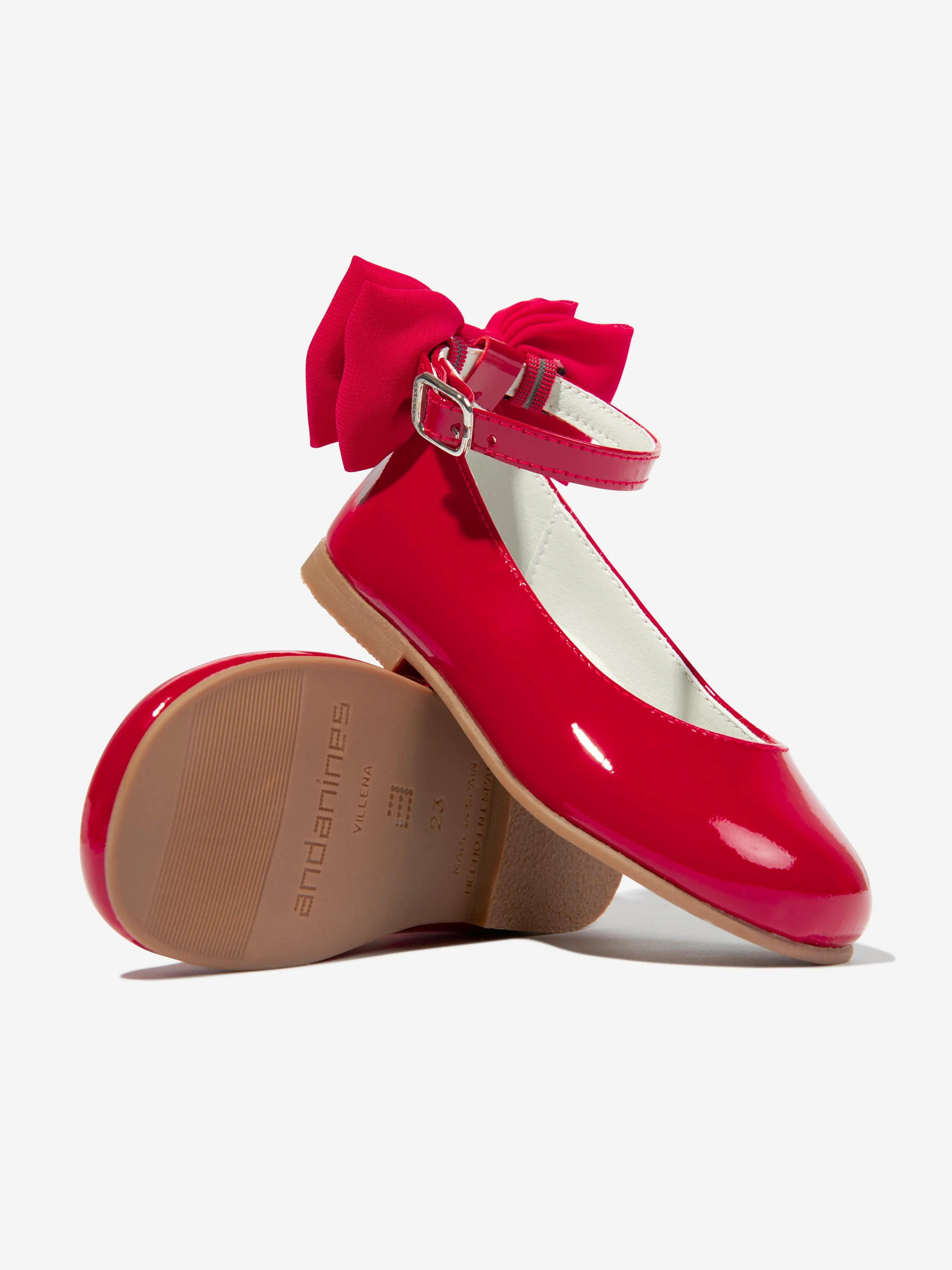 Andanines Girls Patent Leather Bow Shoes in Red