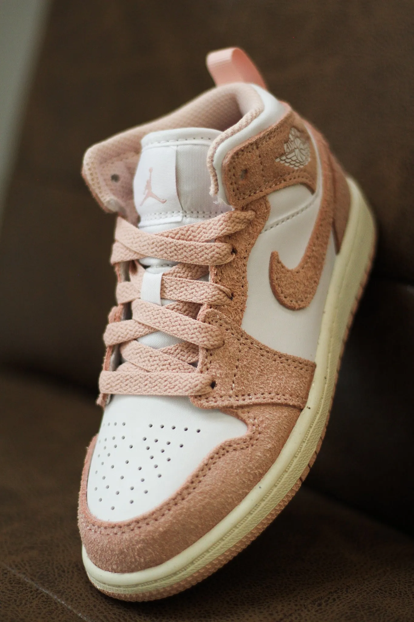 JORDAN 1 MID SE (PS) "LEGEND PINK"