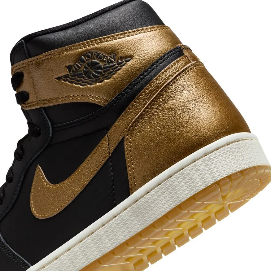 M Air Jordan 1 Retro High OG "Black and Gold" DZ5485-071