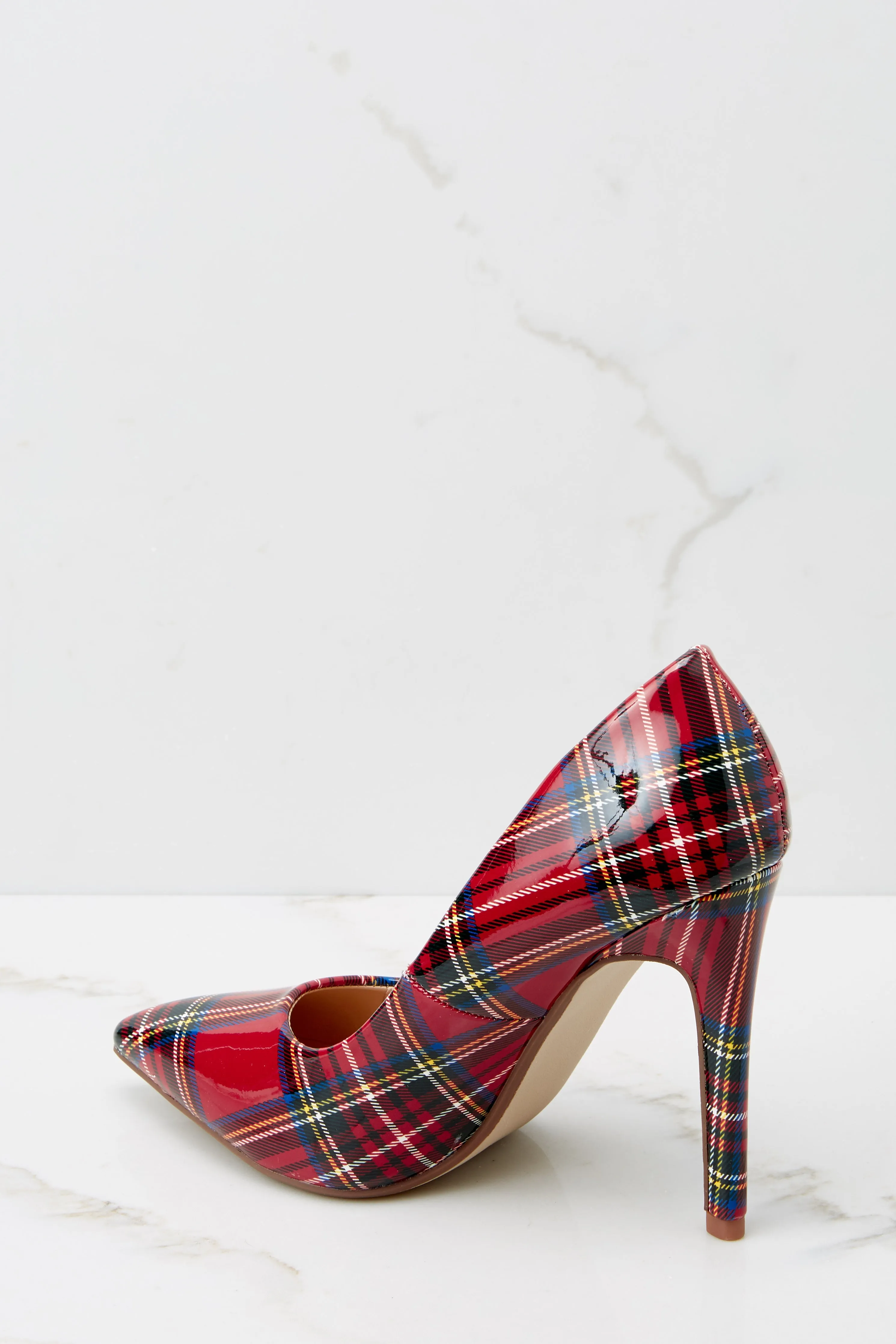 Mistletoe Kisses Red Plaid Pointed Pumps