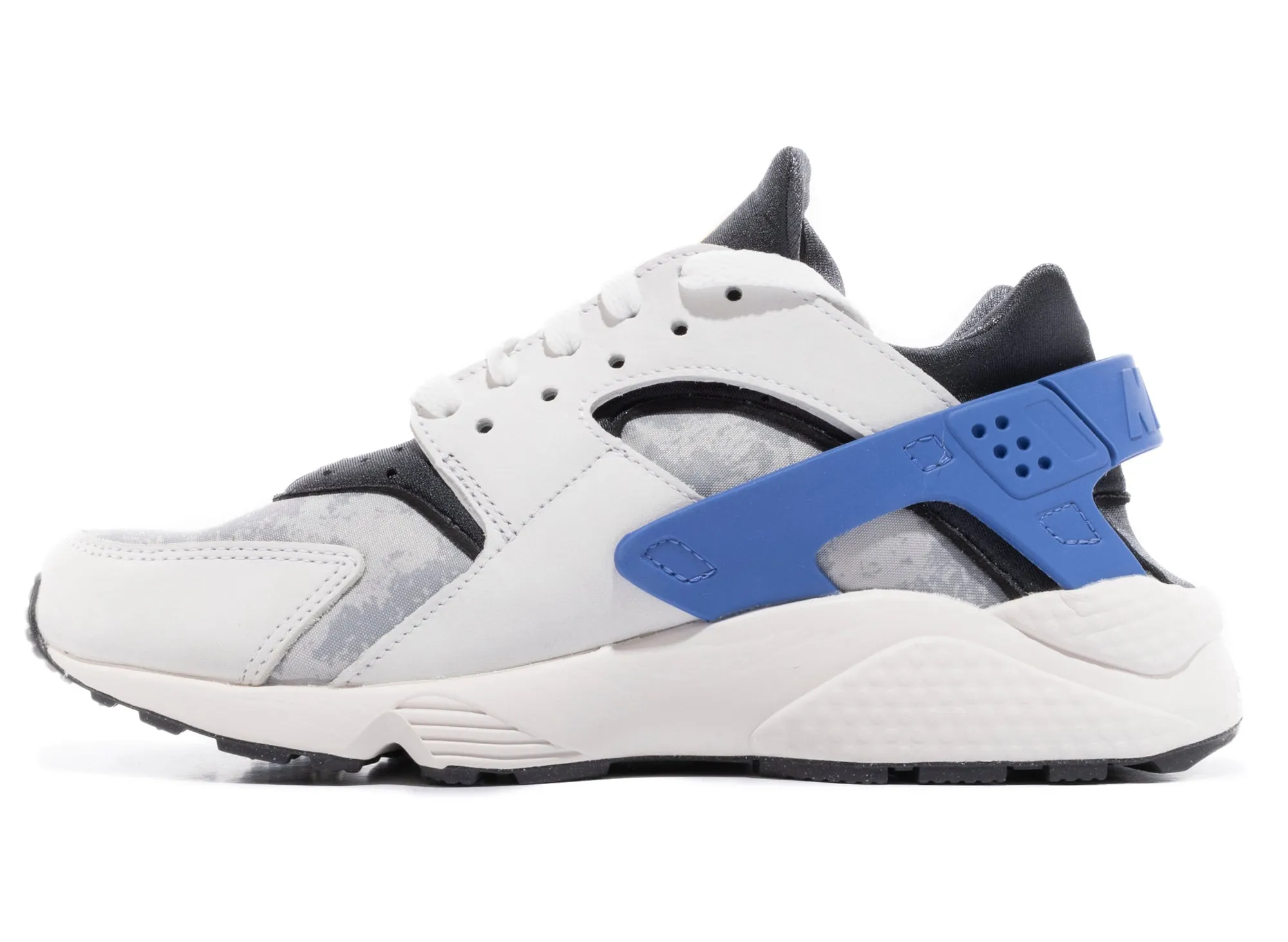 Nike Air Huarache Premium 'Social FC'