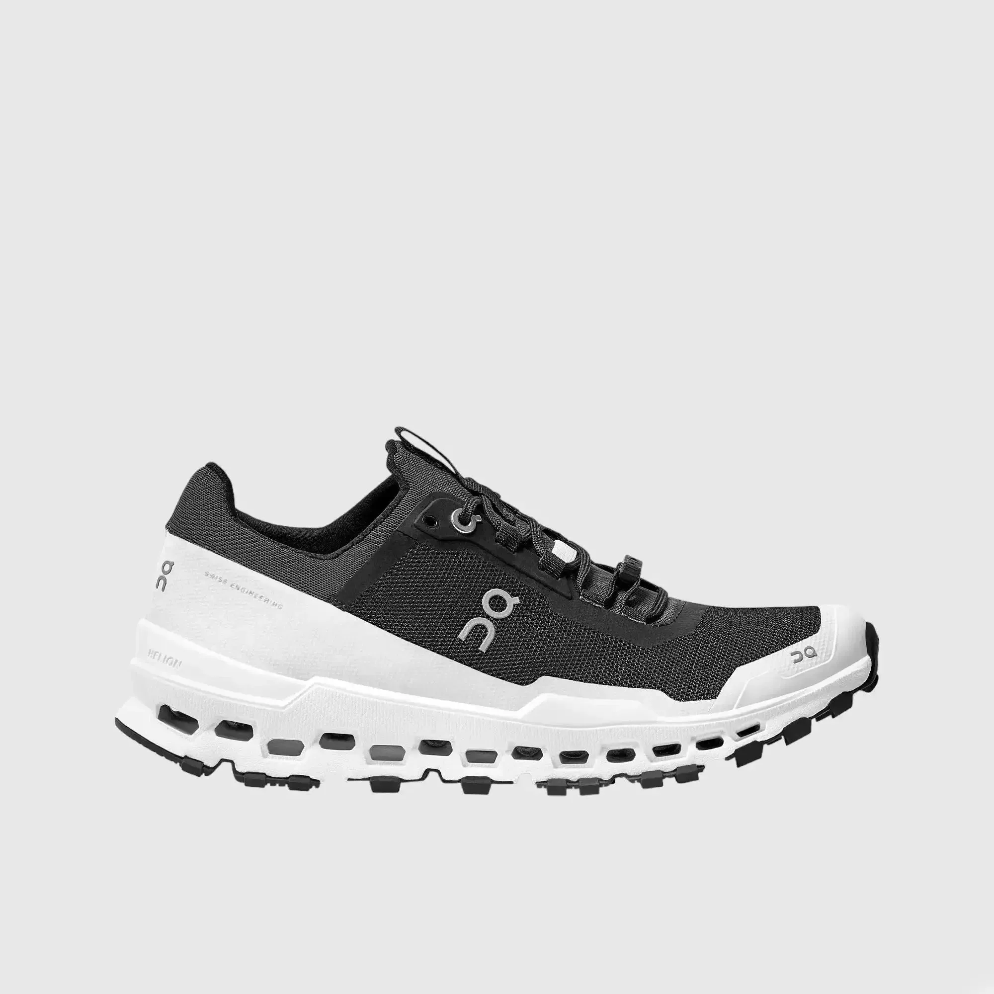 On Women's Cloud Ultra Black White