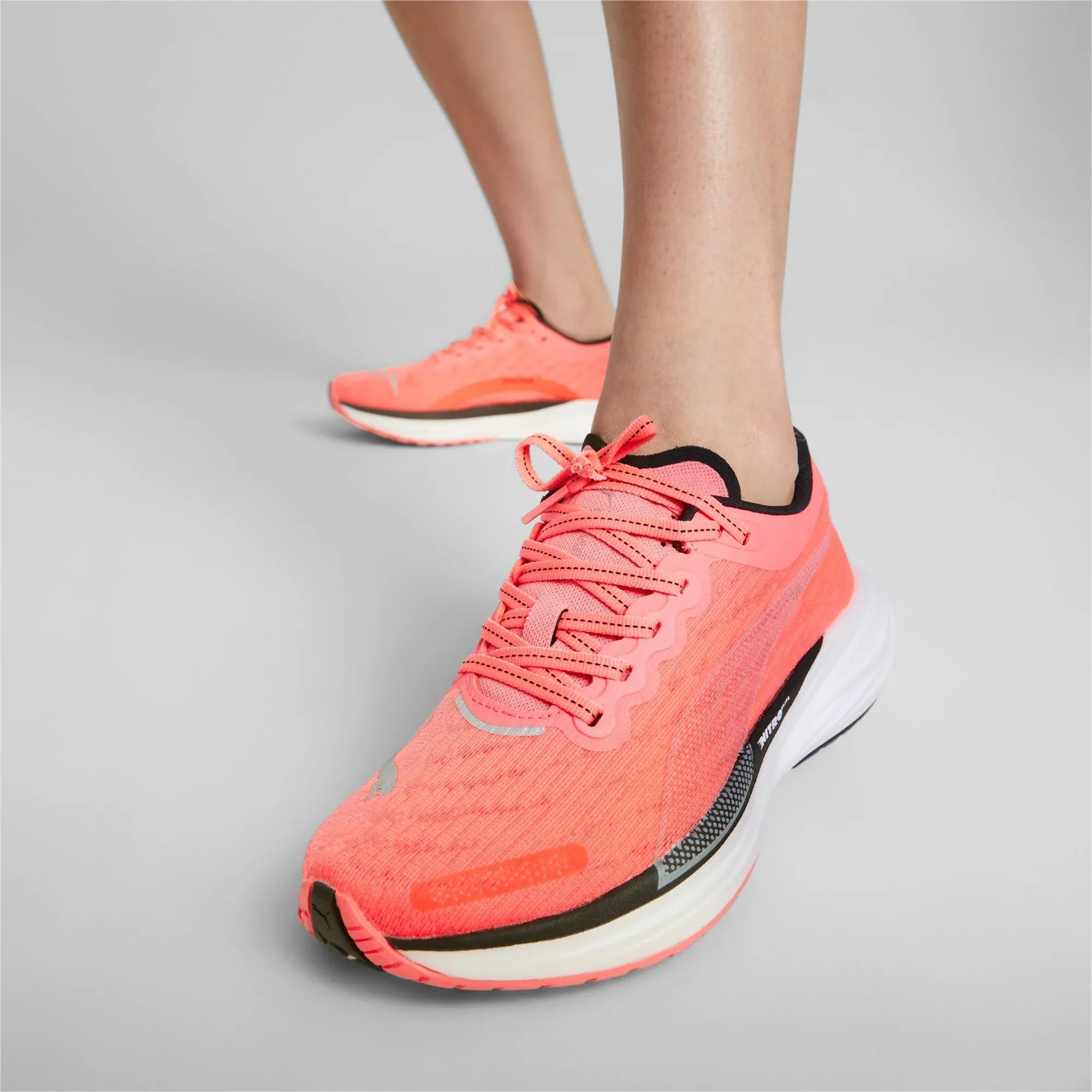 Puma Womens Deviate Nitro 2 Running Shoe