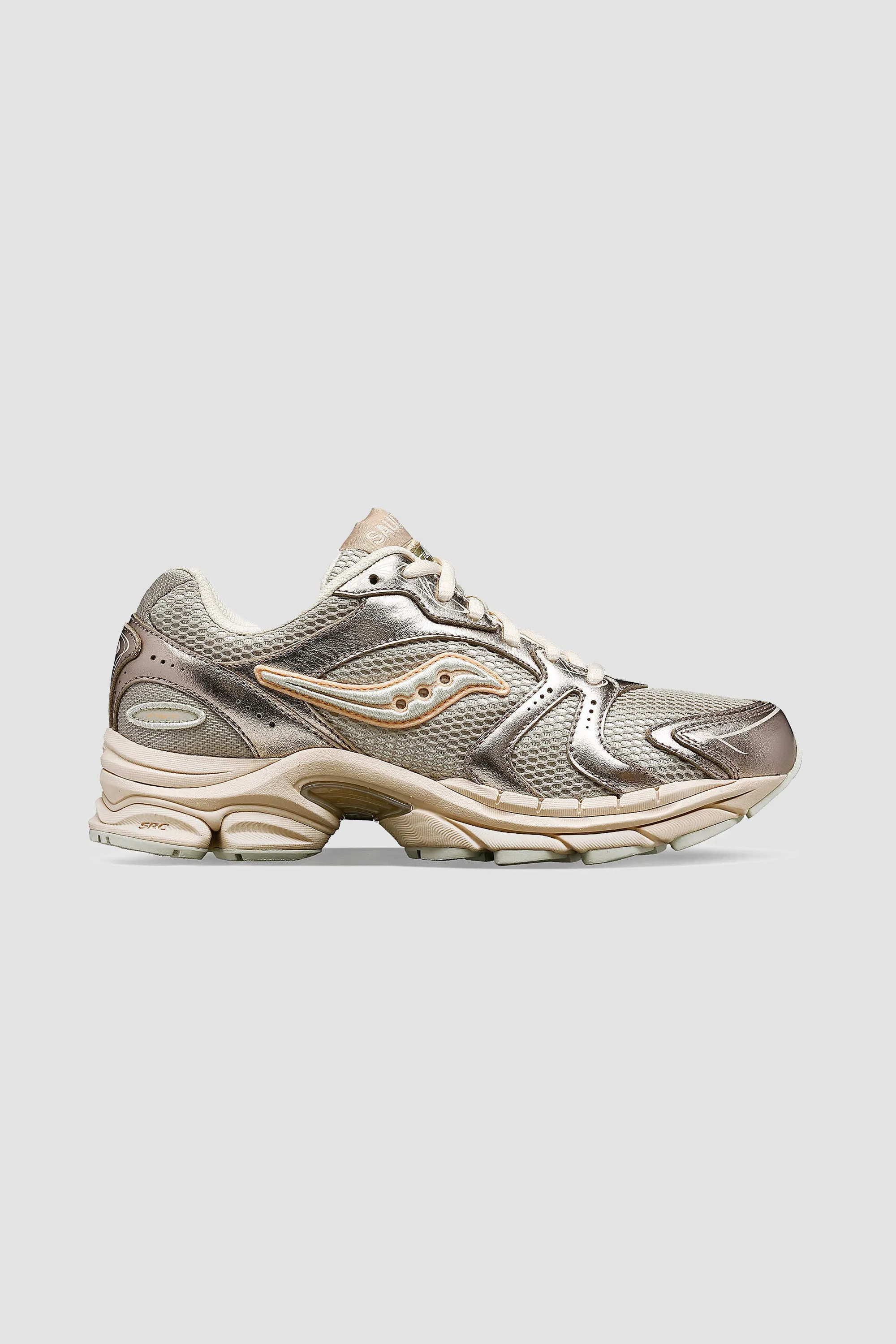 Saucony Women's Progrid Triumph 4 Premium Sneaker in Champagne